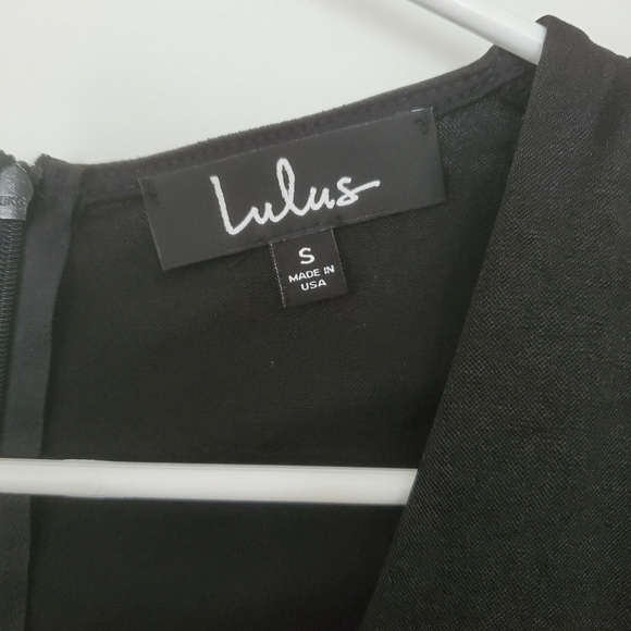 Lulu's Dress - Picture 3 of 5